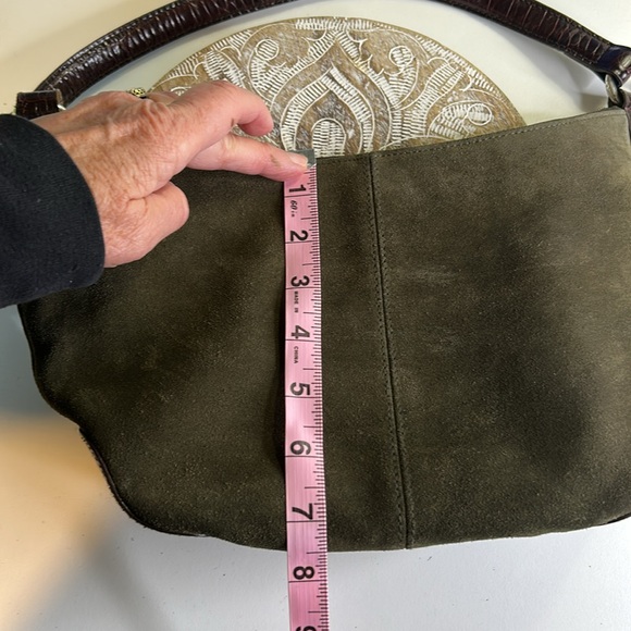 RALPH LAUREN GREEN SUEDE LEATHER, ANIMAL PRINT LEATHER STRAPS PURSE - Picture 12 of 14